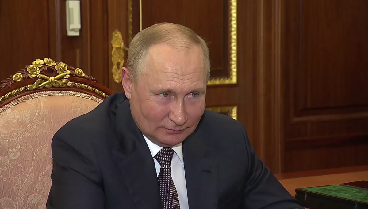 Володимир Путін виявляв садистські нахили ще в КДБ / скріншот відео